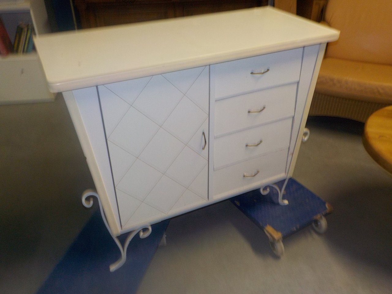 Leuk jaren '70 kastje in goede staat
