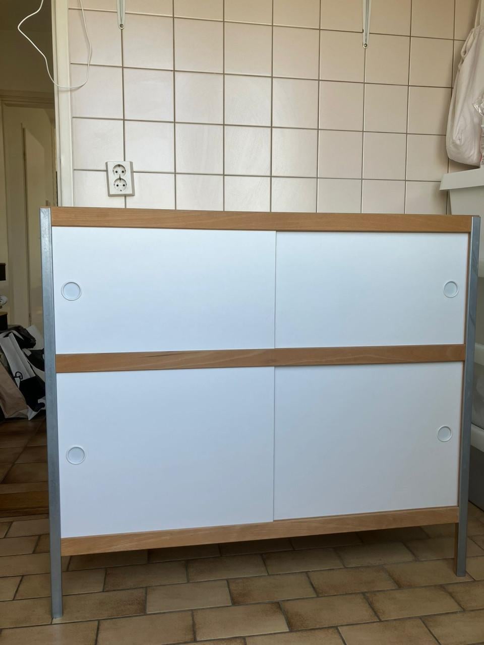 2 witte Kewlox kasten zgan ook per stuk te koop