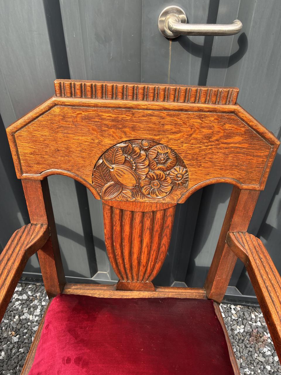 Unieke antieke armstoelen