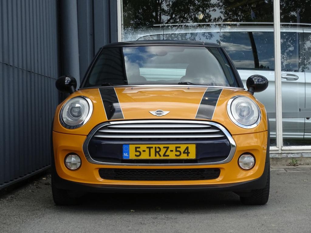 Mini Cooper mini 1.5 chili automaat | hud | pano | led