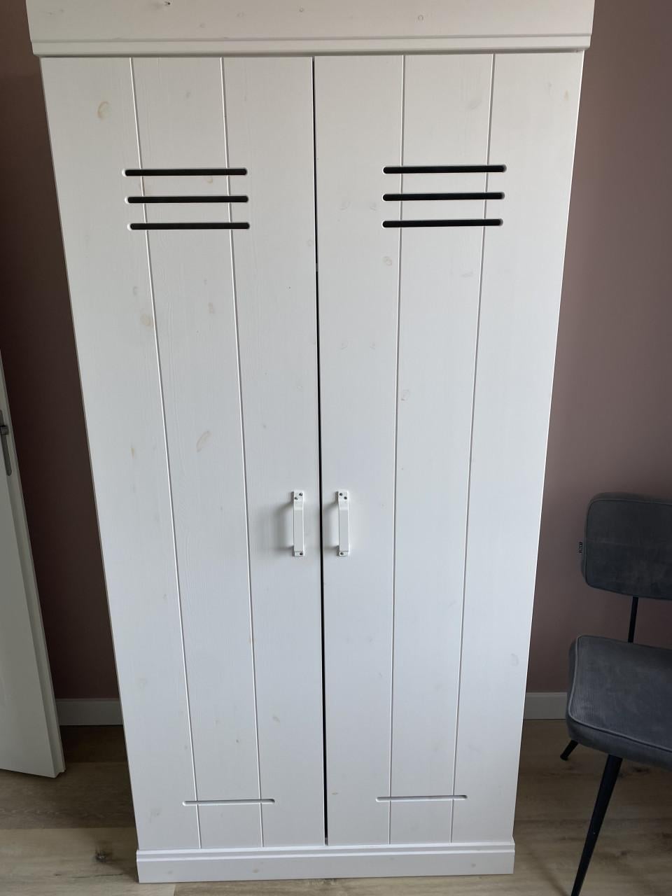 Kledingkast 2 x