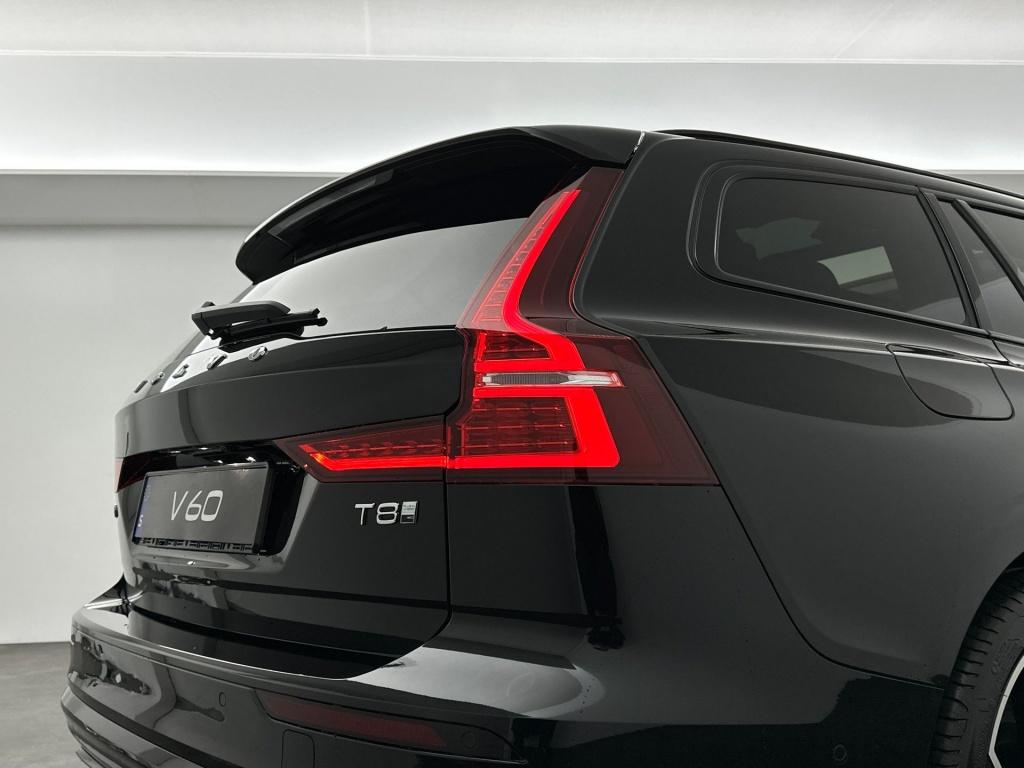 Volvo V60 t8 awd gt ultra dark performance edition