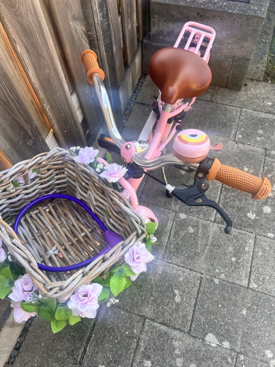 Mooi en stoere meisjesfiets [Gereserveerd]