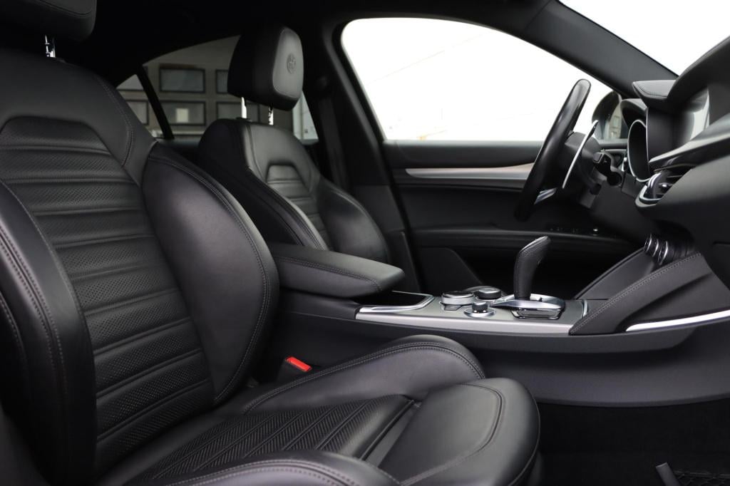 Alfa Romeo Stelvio 2.0 t awd veloce q4 280pk