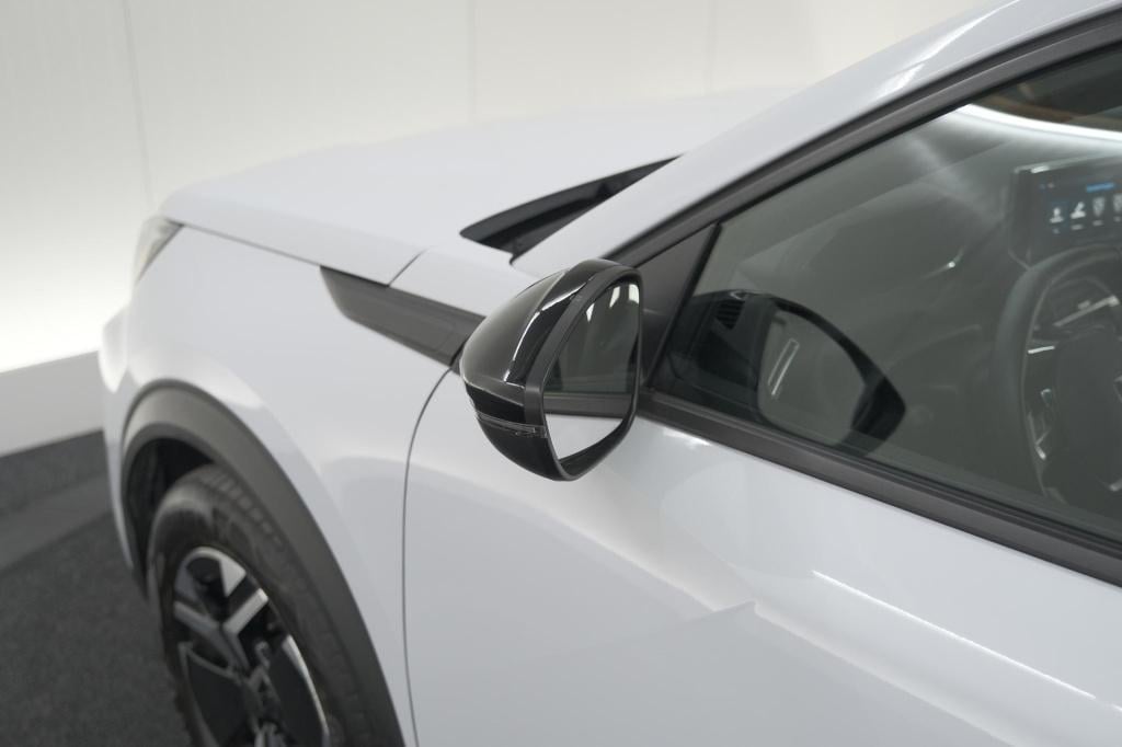 Peugeot 2008 puretech 100 allure | camera | navigatie | parkeersensoren | a