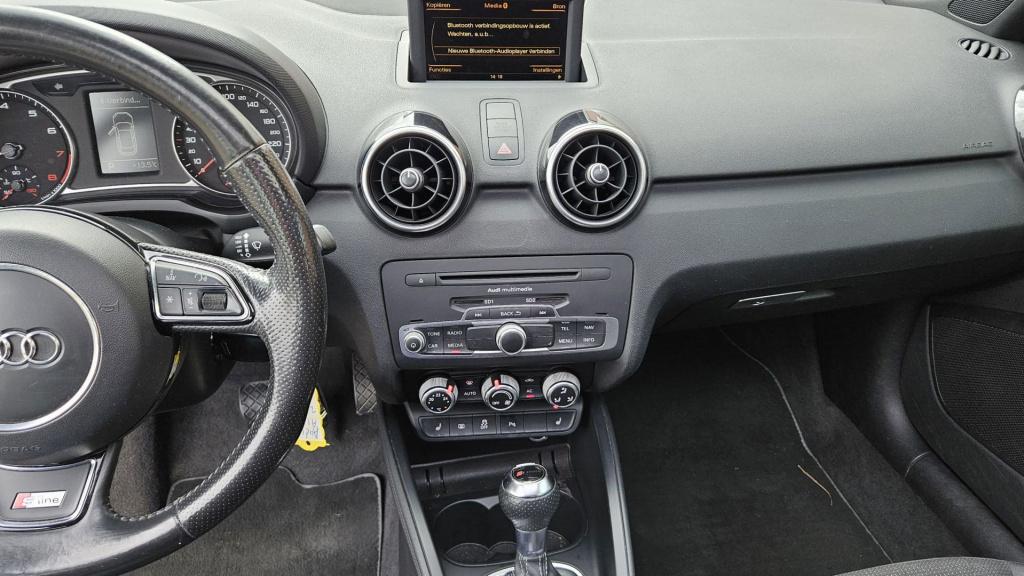 Audi A1 Sportback 1.4 tfsi pro line s