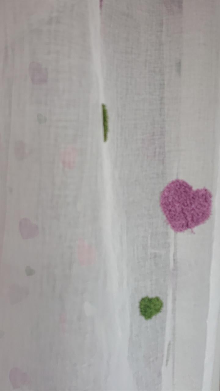 Tule gordijnen met hartjes 2 stuks (nieuw)