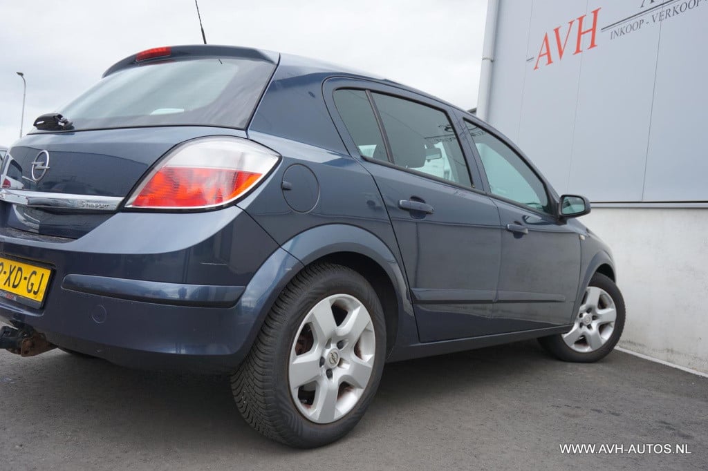 Opel Astra 1.6 edition