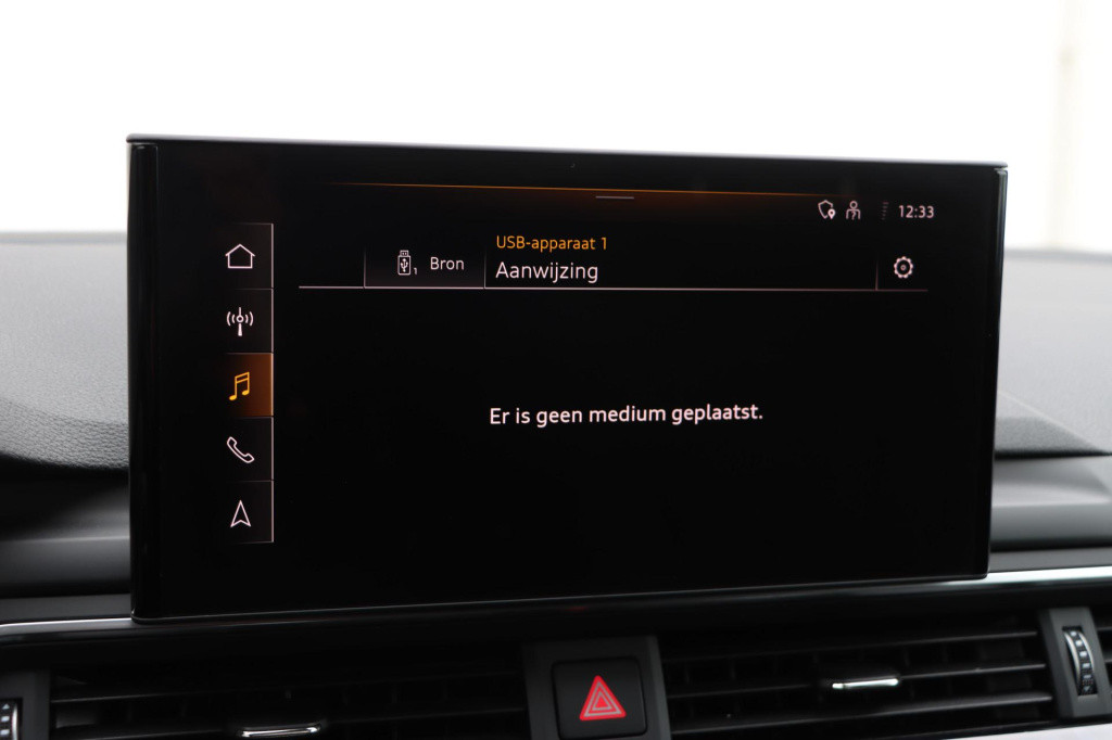 Audi A4 avant 40 tfsi quattro s edition competition 204pk