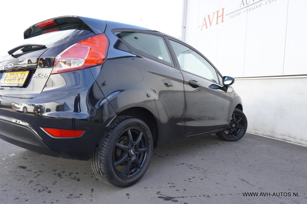 Ford Fiesta 1.0 style