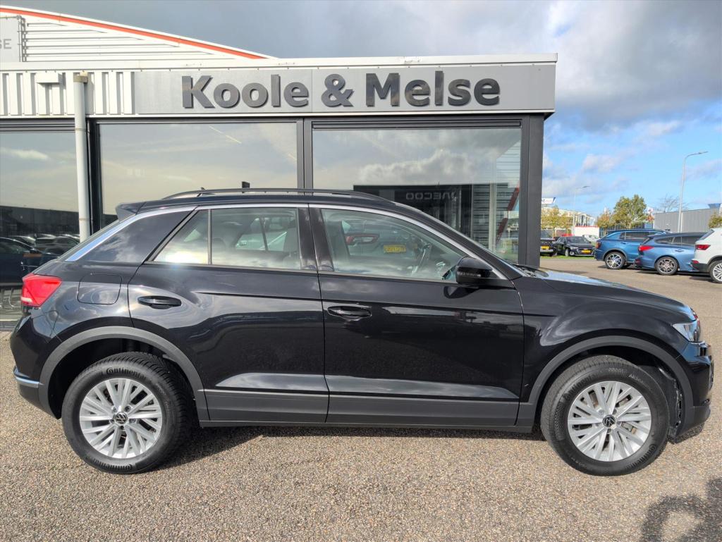 Volkswagen T-roc 1.5 tsi 150pk 7-dsg style | trekhaak | carplay