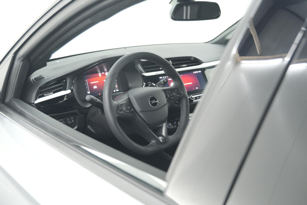 Opel Corsa 130 eat8 gs line | camera | navigatie | apple carplay | parkeers