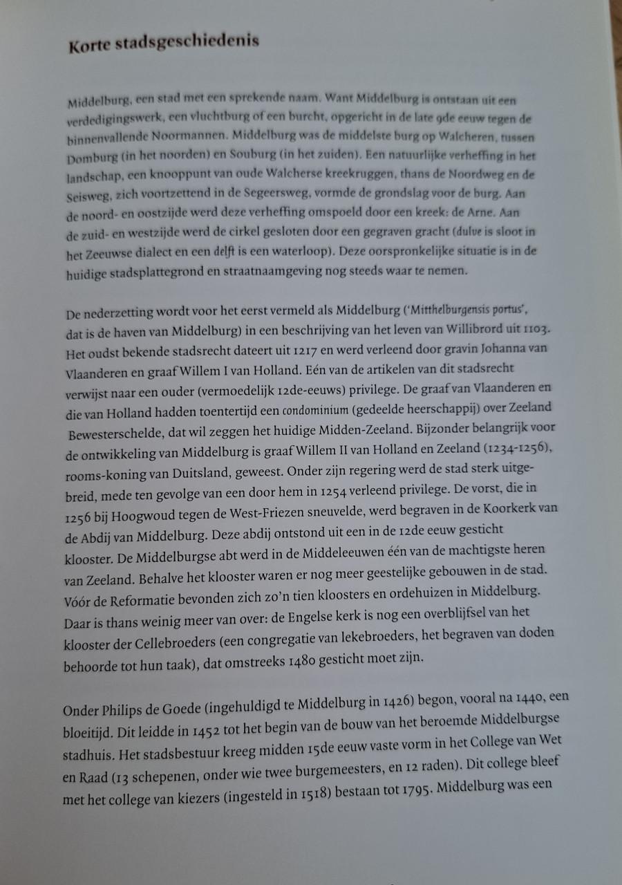 Het stadhuis van Middelburg: ‘Een bijzonder fraai raadhuis ... Peter Sijnke