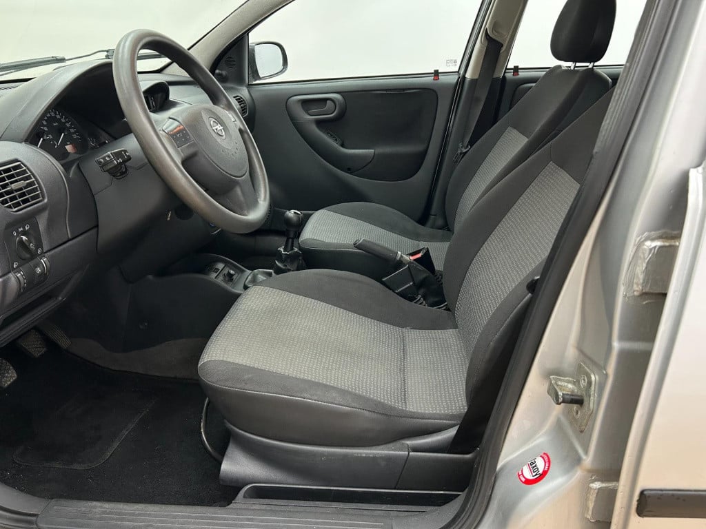 Opel Corsa occasion 1.2-16v rhythm | grijs | tweedehands opel corsa | cruis