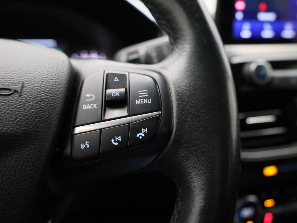 Ford Kuga 2.5 phev titanium | automaat | navigatie | trekhaak | navigatie |