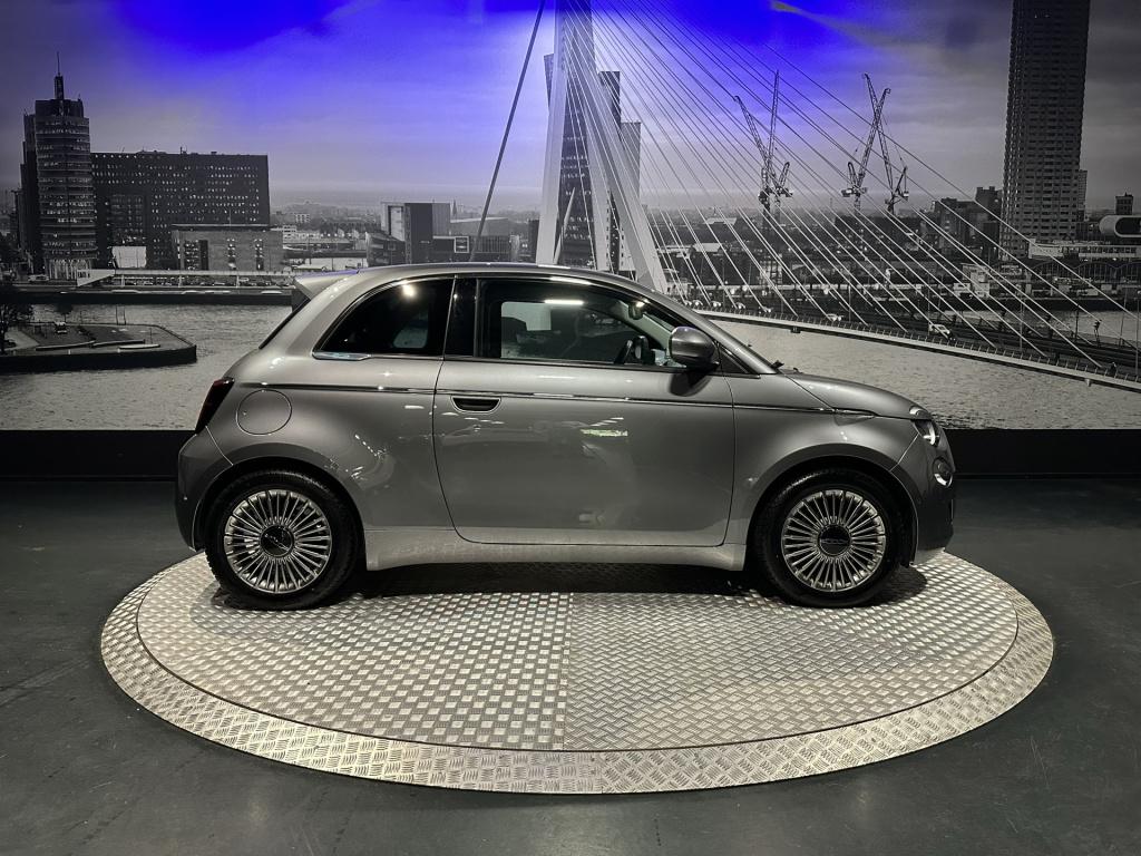 Fiat 500 icon 42 kwh *carplay*camera*