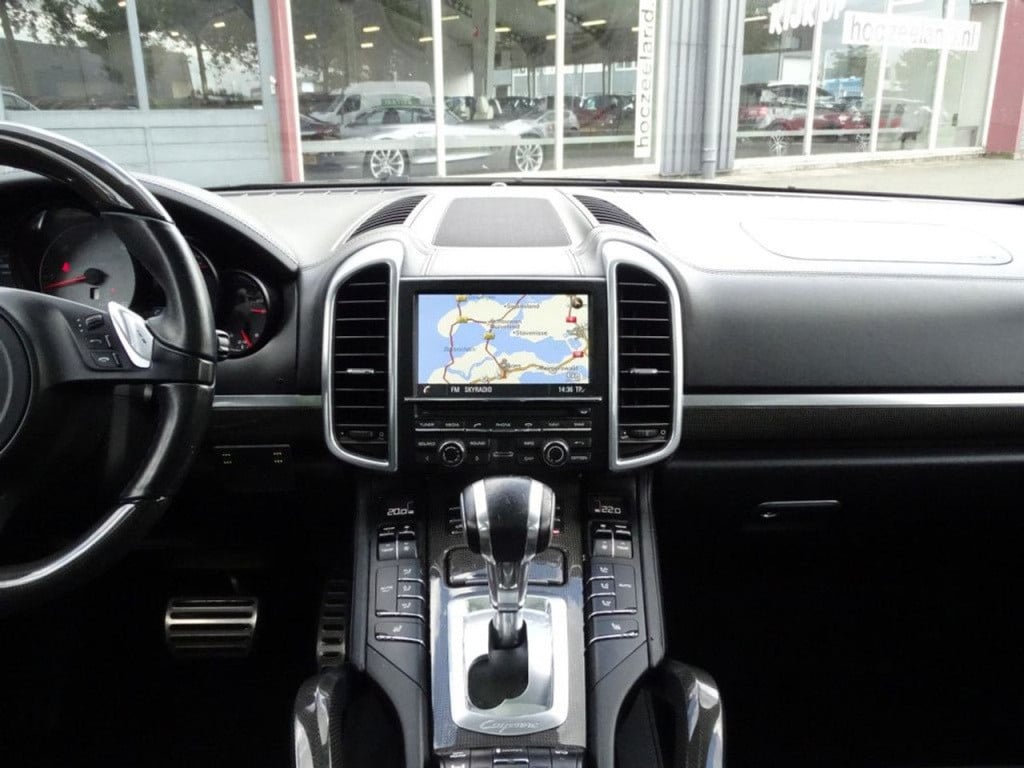 Porsche Cayenne 4.2 d s ceramic | pano | bose | luchtvering pasm