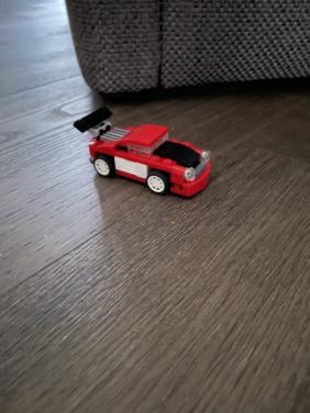 Lego Creator: Rode racewagen 31055