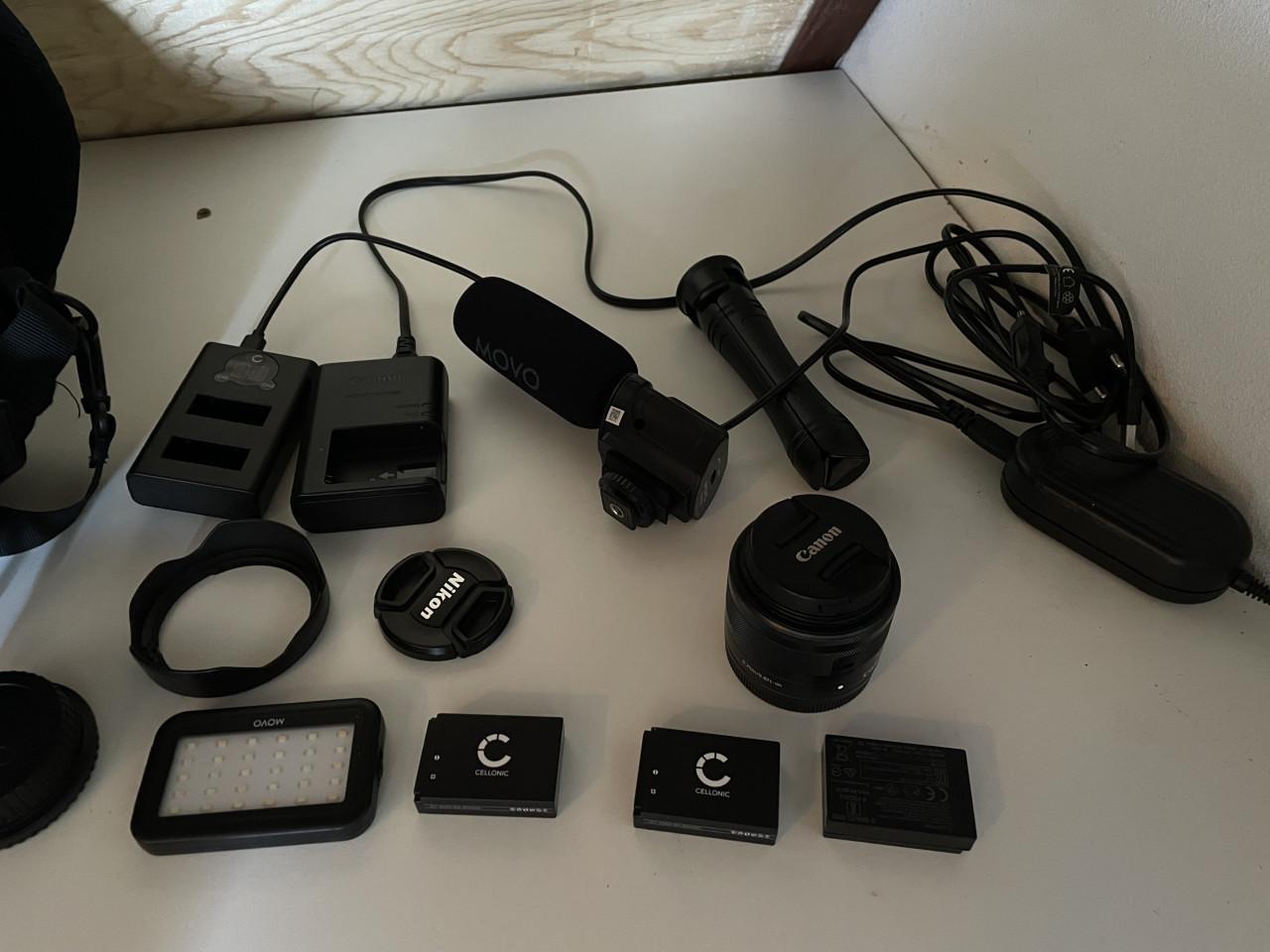 Canon EOS M50 Met Vele Extra's