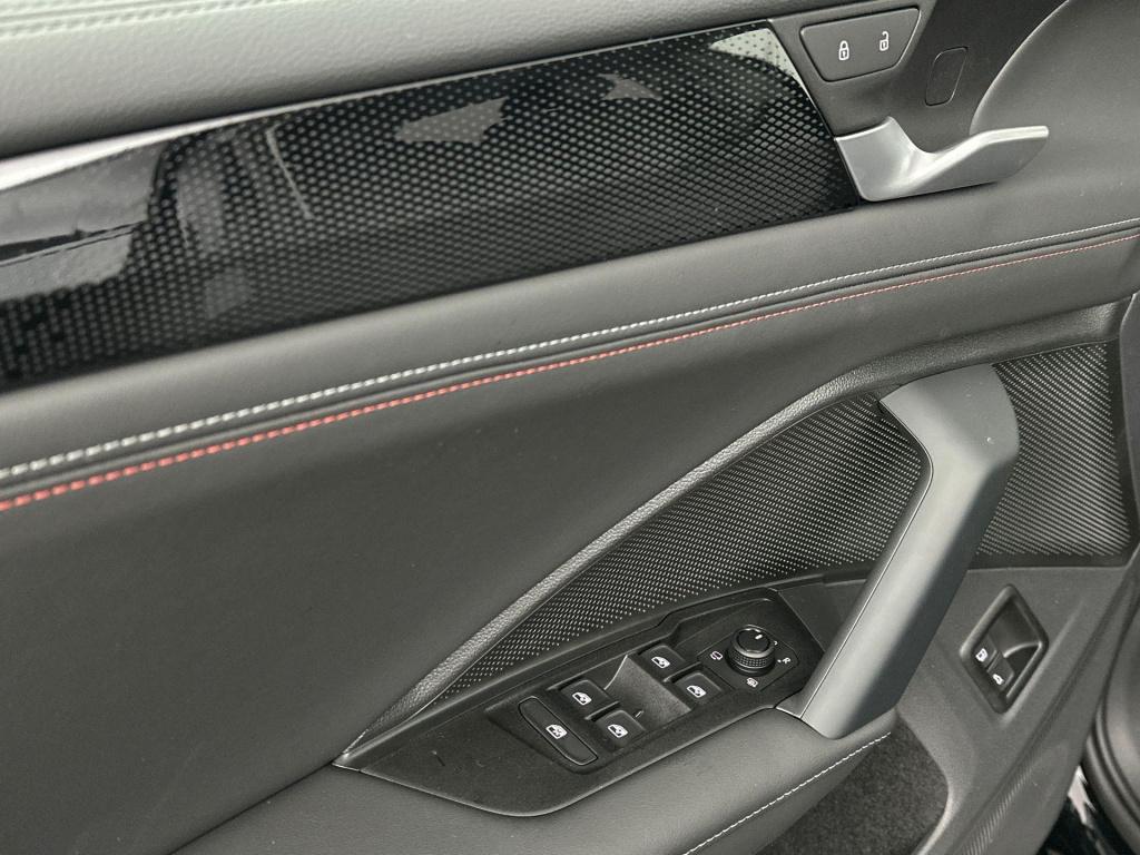 Volkswagen Tiguan edition 20 1.5 ehybrid 150 kw / 204 pk suv 6 versn