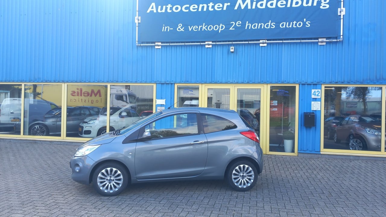 Ford Ka 1.2 Titanium X bj:2010 airco lm-velgen