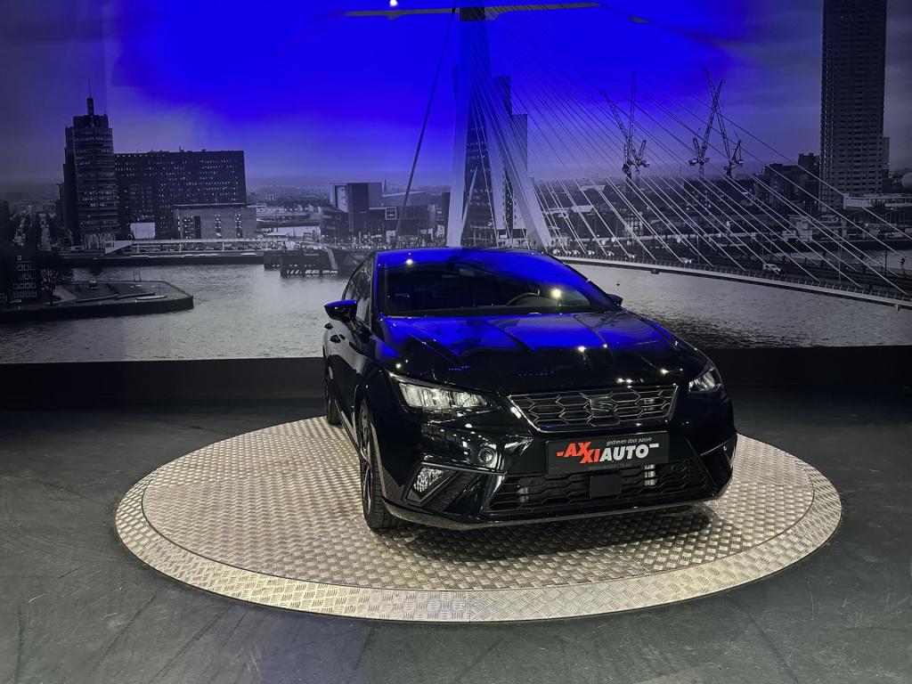 Seat Ibiza 1.0 ecotsi fr business connect *camera*keyless*winterpack*acc*le