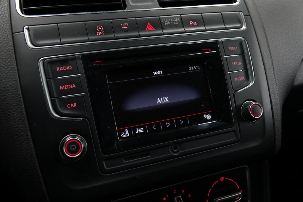Volkswagen Polo 1.2 tsi highline | cruise | camera | bluetooth |