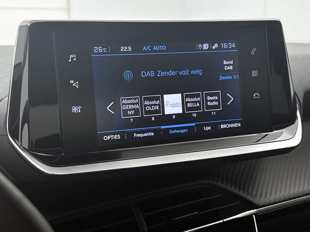 Peugeot 2008 100 pk allure | rijklaar | parkeerhulp | apple carplay | 17" l