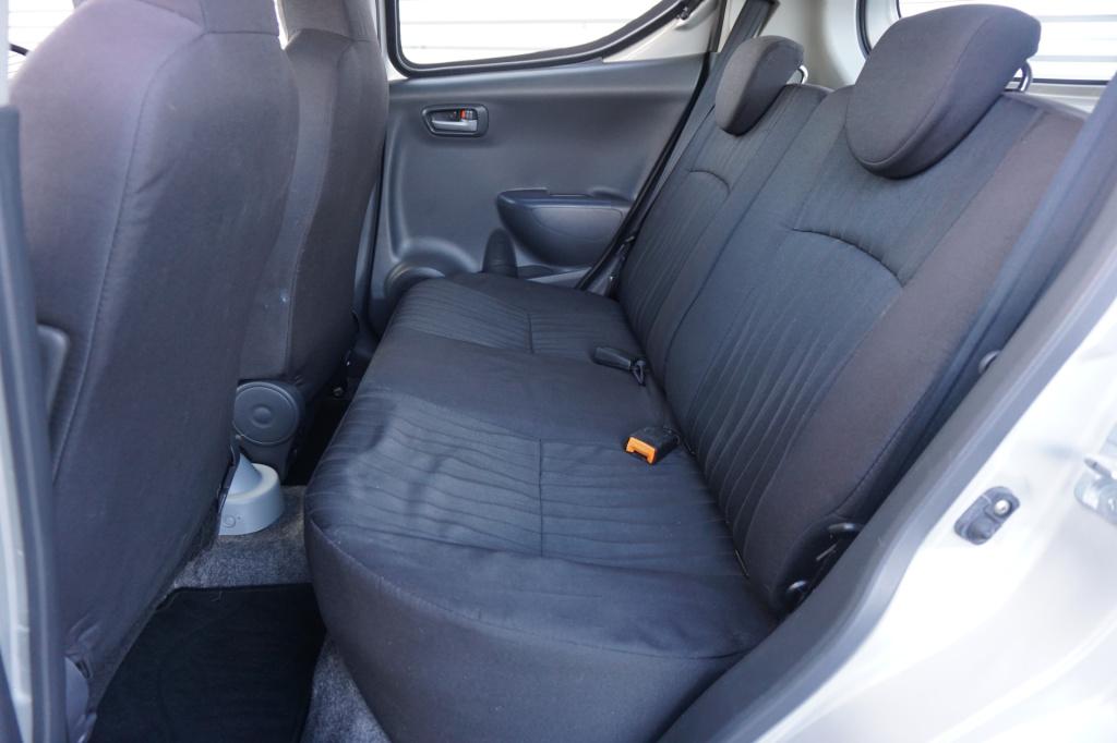 Nissan Pixo 1.0 look airco / elektr. ramen / lm velgen / nap