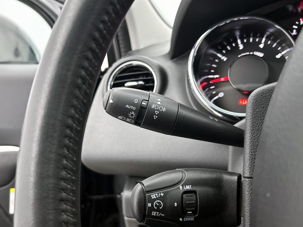 Peugeot 5008 130 pk style 7 persoons | rijklaar | trekhaak | panoramadak | 