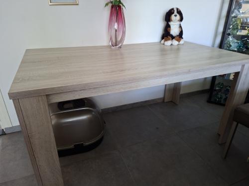 GRATIS. Eettafel