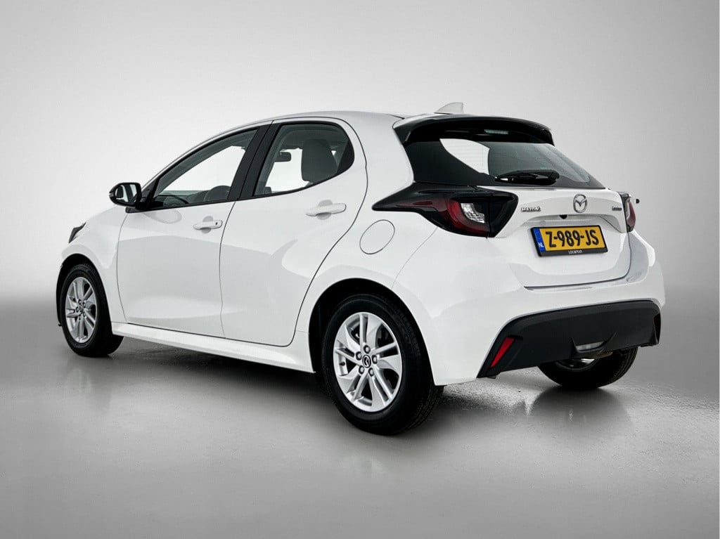 Mazda 2 Hybrid 1.5 centre-line
