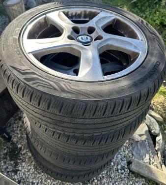 4x Velgen Volvo V60 (all season banden kunnen nog eventjes mee)