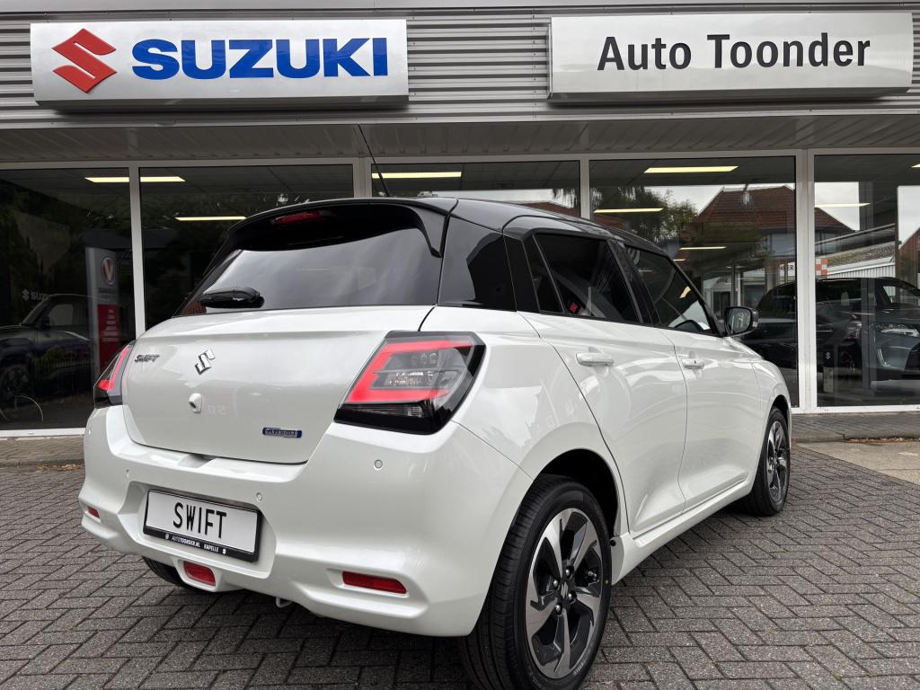 Suzuki Swift 1.2 style smart hybrid/black rhino pakket