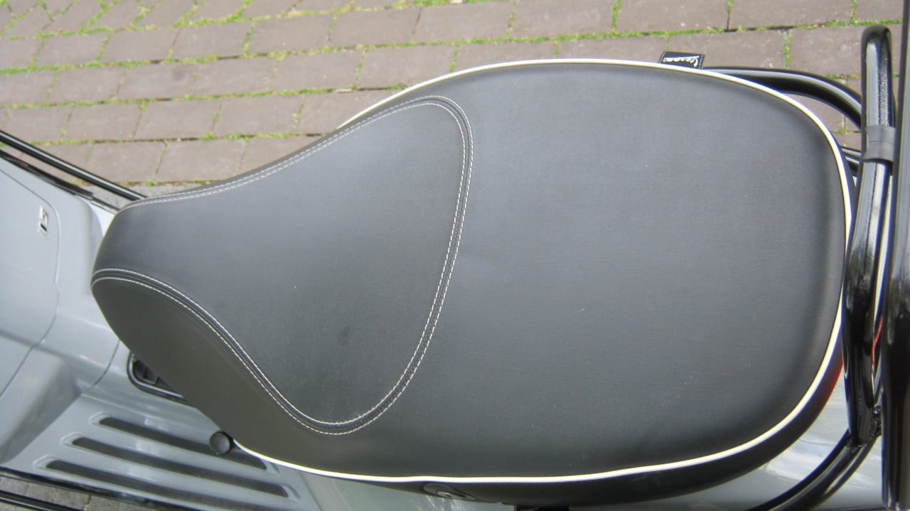 TE KOOP  VESPA SPRINT NARDO IGET UIT 2019 VOOR 2250 EURO
