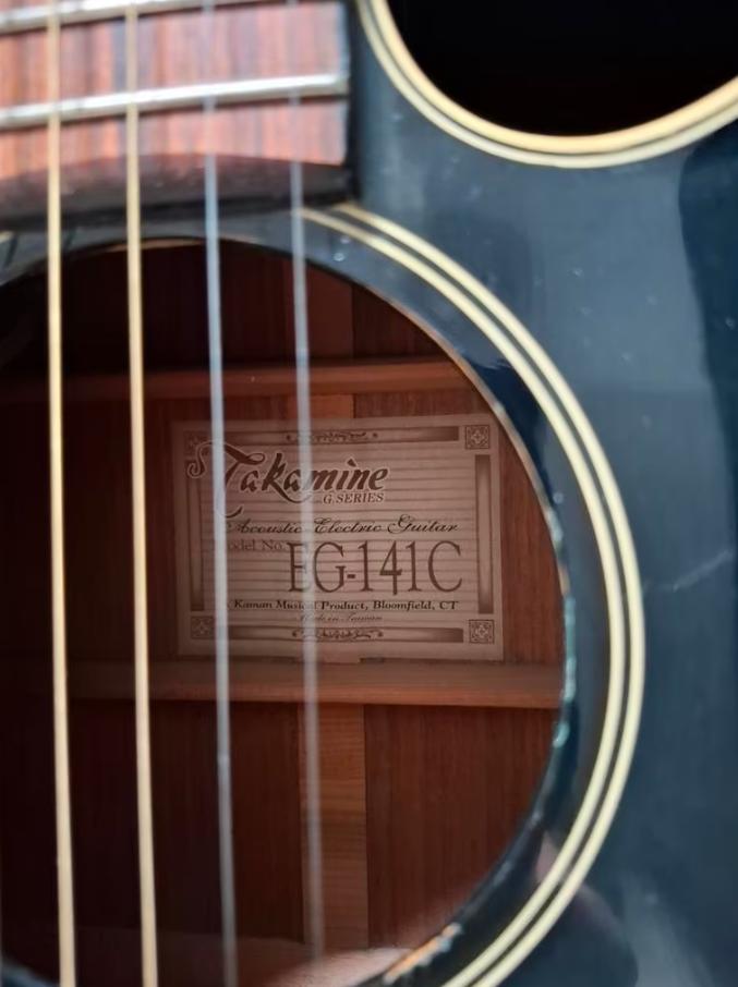 Takamine (semi) akoestische gitaar