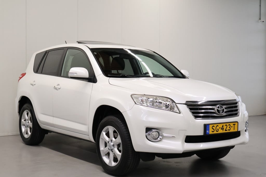 Toyota Rav4 2.0 vvti executive business