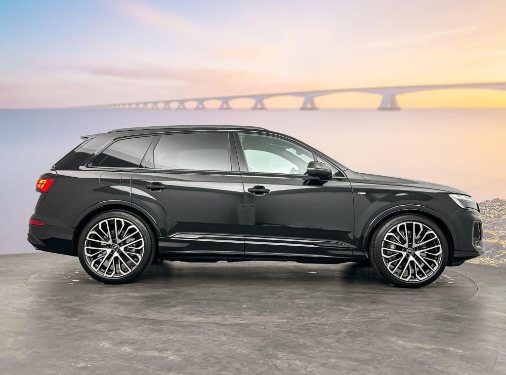 Audi Q7 pro line s 55 tfsi e 290 kw / 394 pk suv 8 versn.