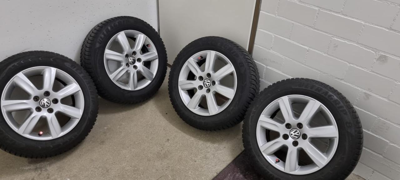 15 inch velgen met banden