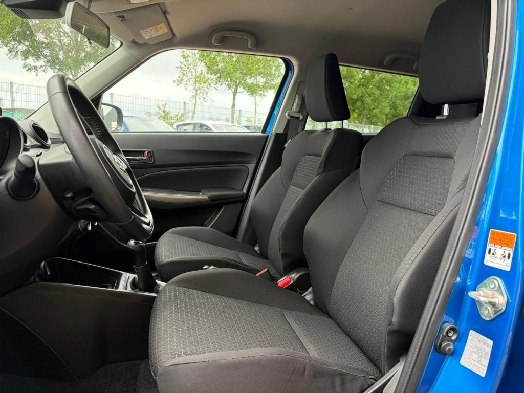 Suzuki Swift 1.2 style smart hybr
