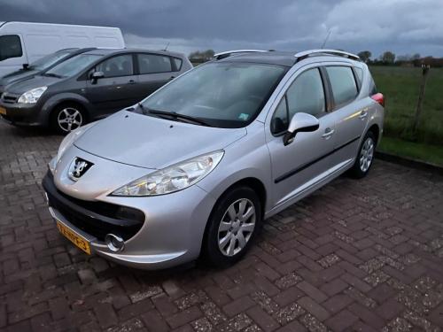 Peugeot 207 1.4 vti xs