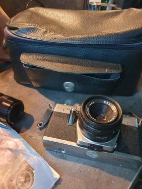 Mooie jaren 70 Praktica Super TL3 35mm SLR camera met 3 lenzen...