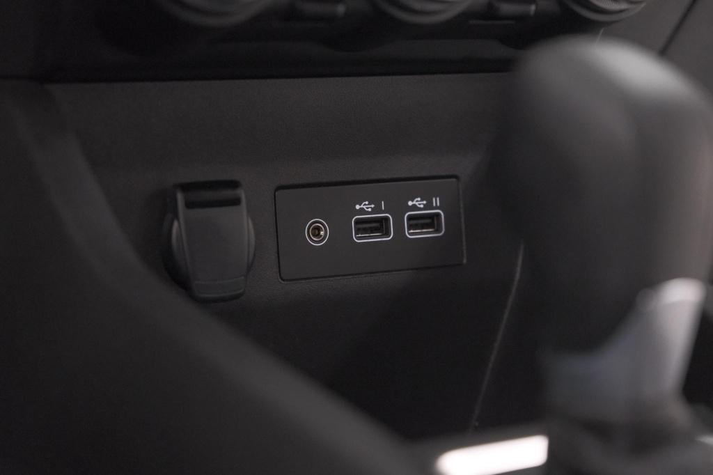 Renault Clio 1.6 e-tech full hybrid 145 evolution | apple carplay | parkeer