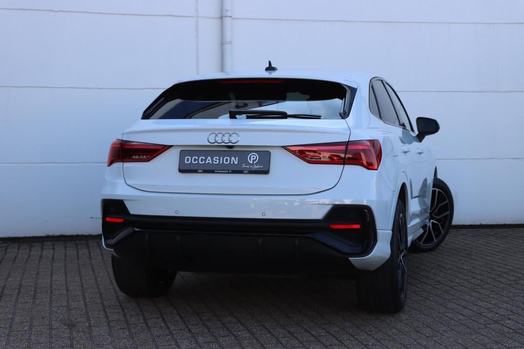 Audi Q3 sportback 45 tfsi e s edition 245pk s tronic | soh 93,7% |
