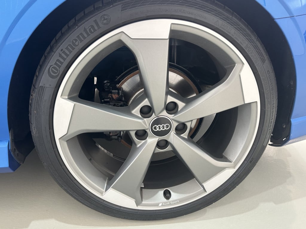 Audi A3 cabriolet 2.0tfsi 190pk quattro s-tronic | s-line | leder