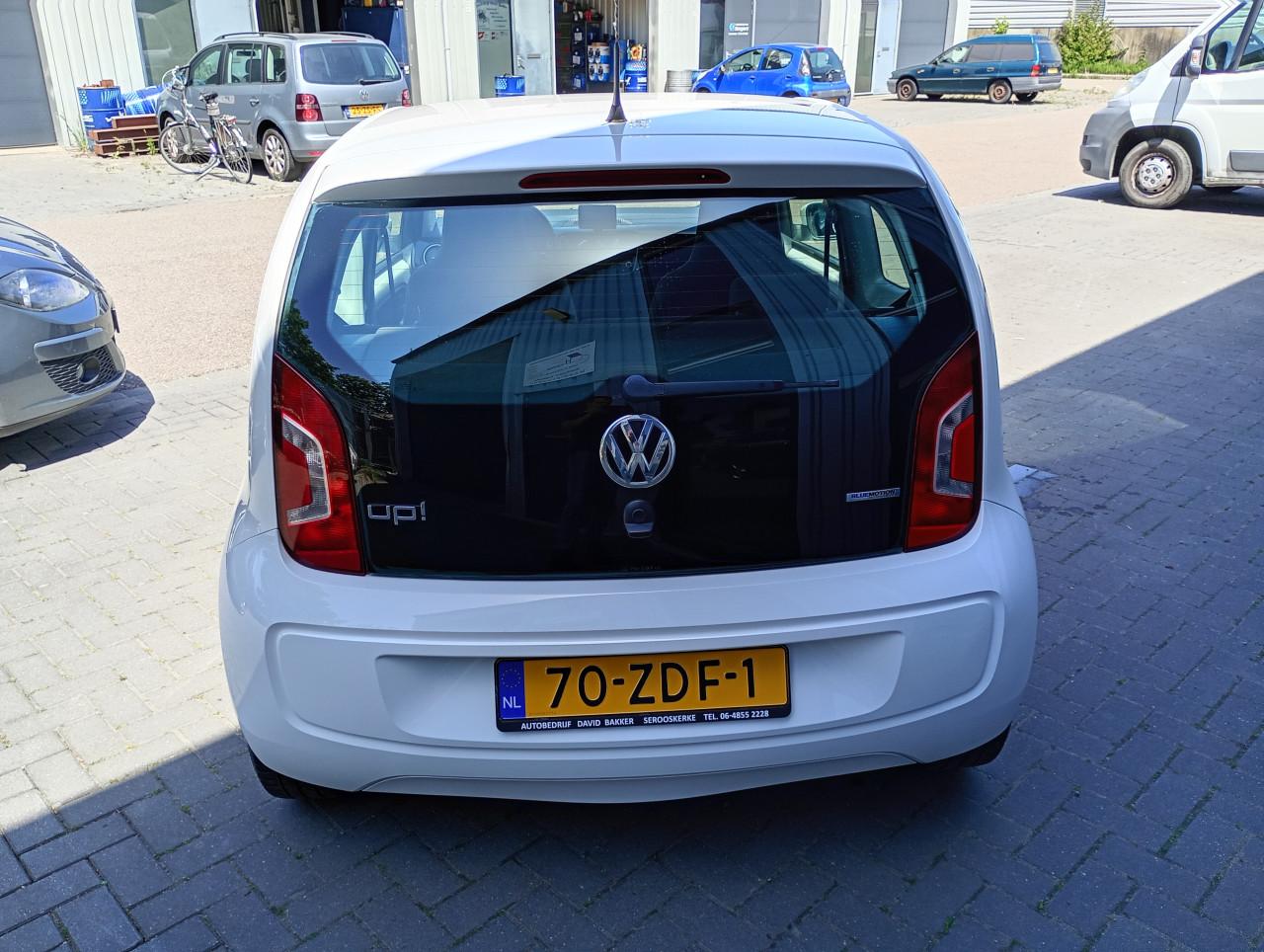 Volkswagen high up 1.0
