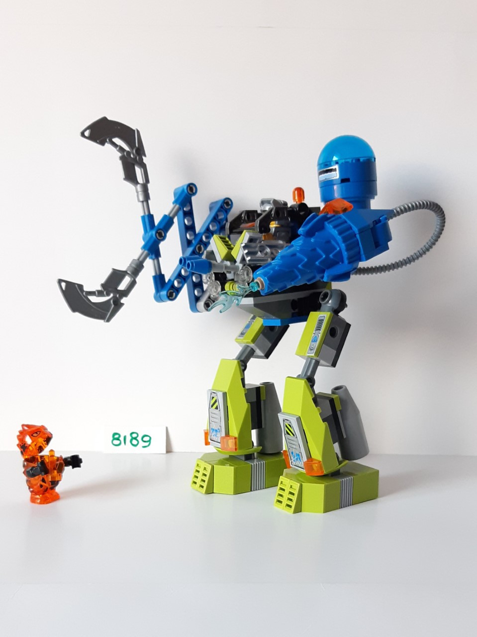 Lego Power Miners 8189: Rock monster Firax en Magma Mech
