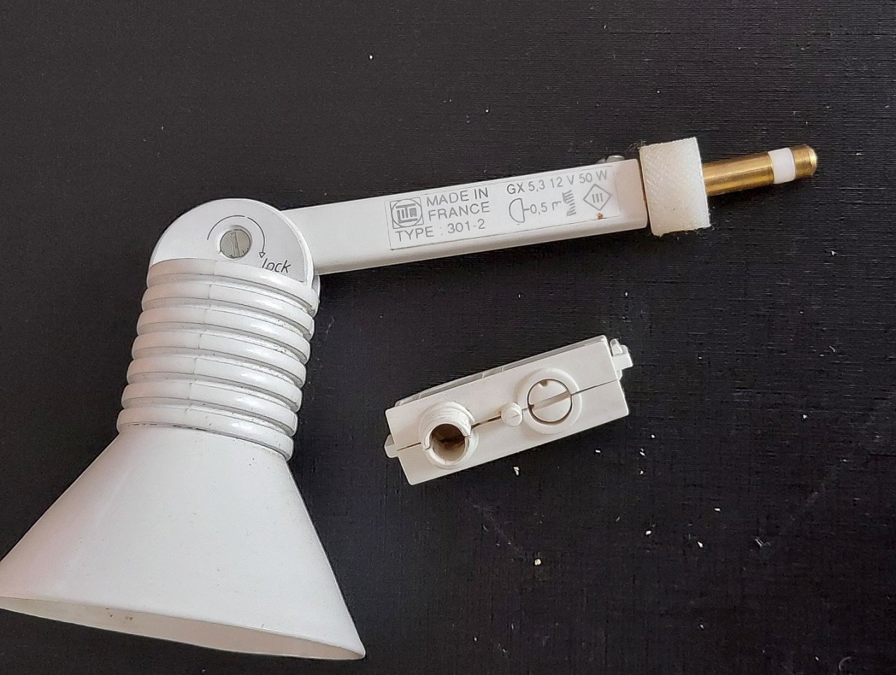 GEZOCHT: onderdelen 12v railverlichting