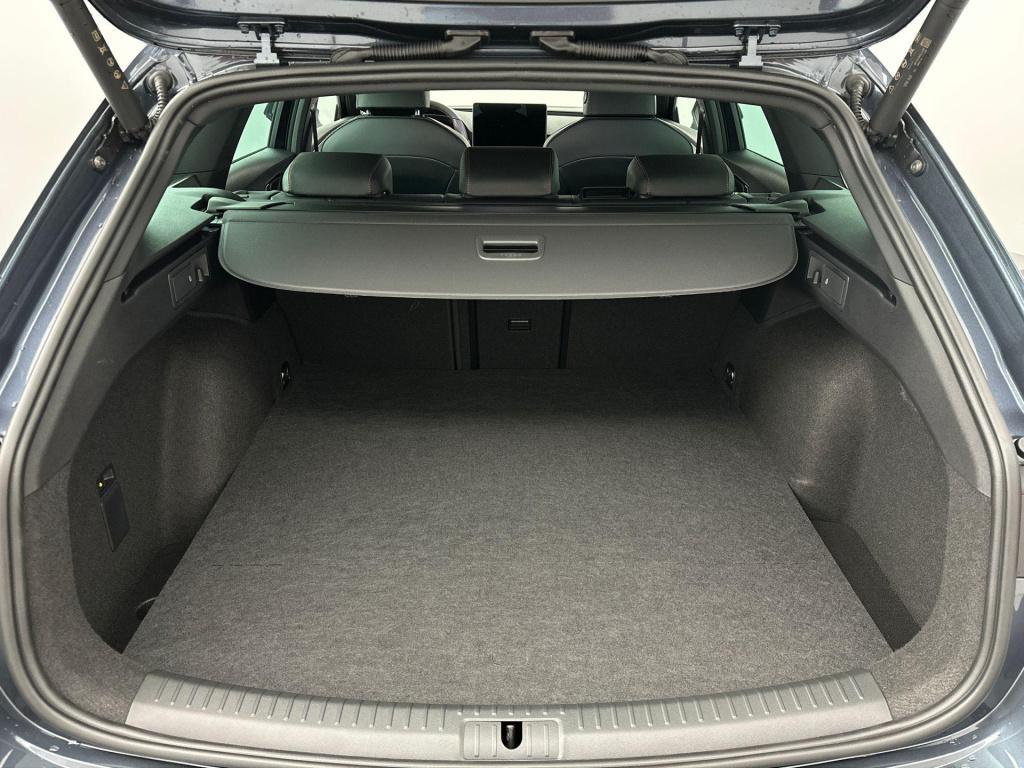 Seat Leon sportstourer fr business 1.5 tsi ehybrid 150 kw / 204 pk statio
