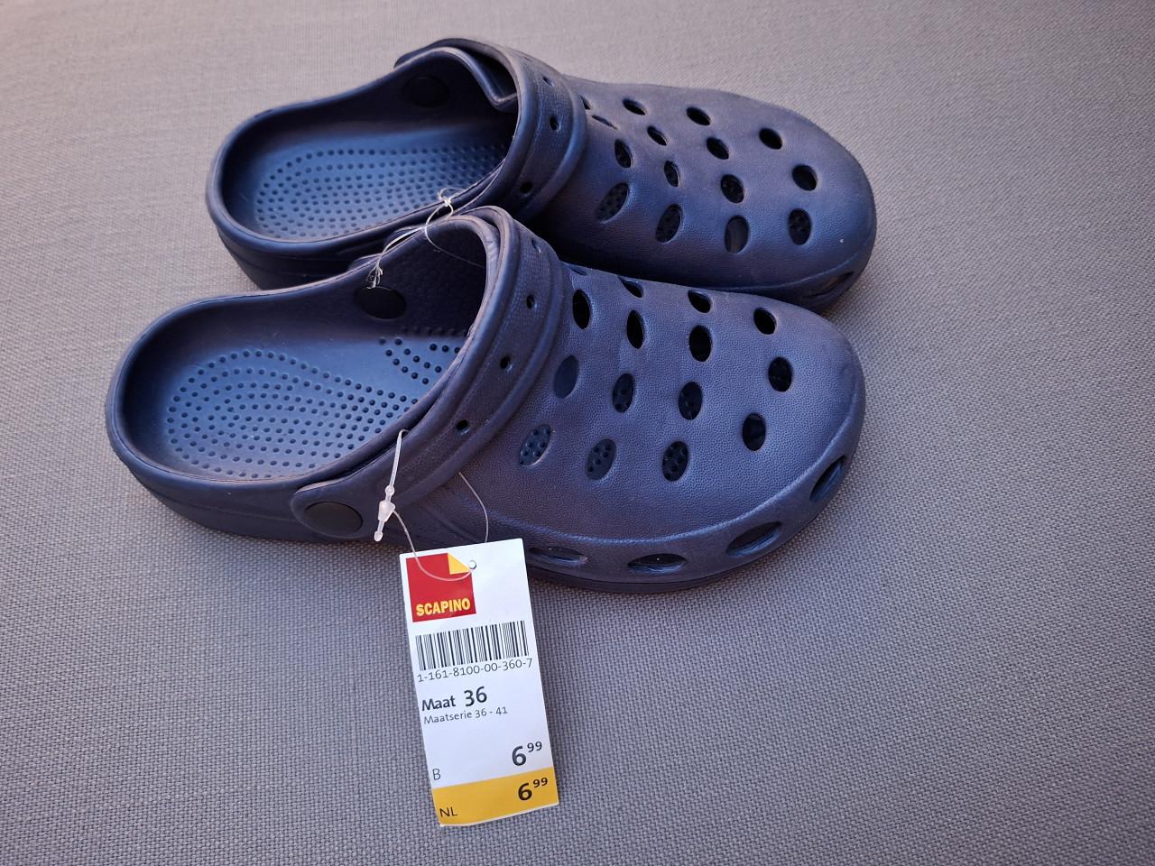 Plastic schoentjes/klompjes blauw mt 36, nieuw